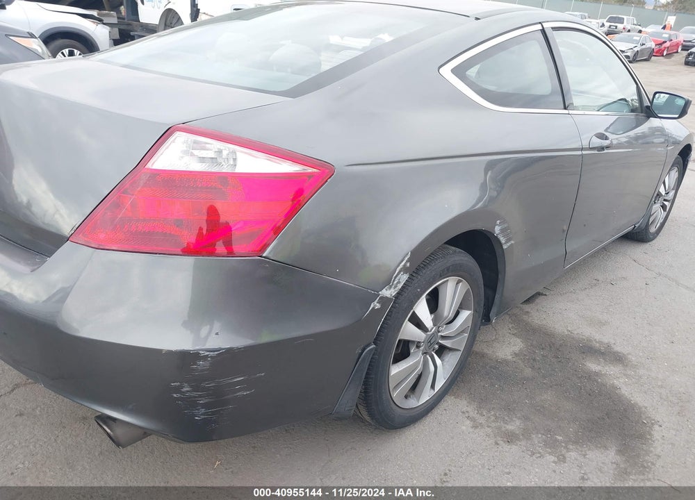 2010 HONDA ACCORD 2.4 LX-S VIN: 1HGCS1B33AA019837