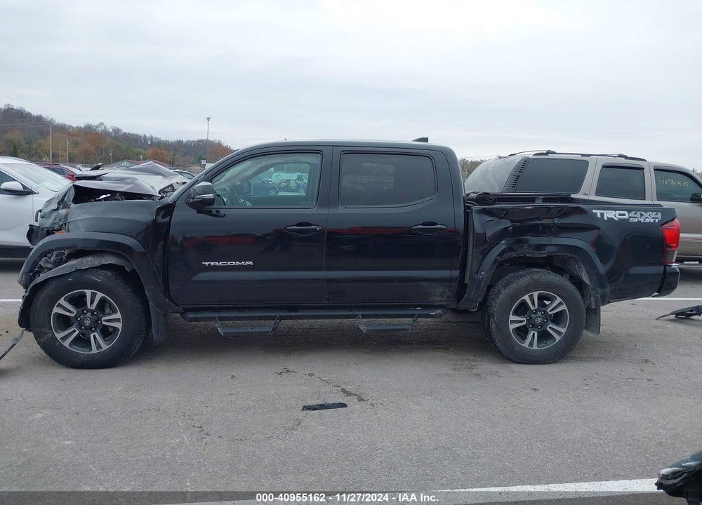 2018 TOYOTA TACOMA VIN: 3TMCZ5AN6JM121415