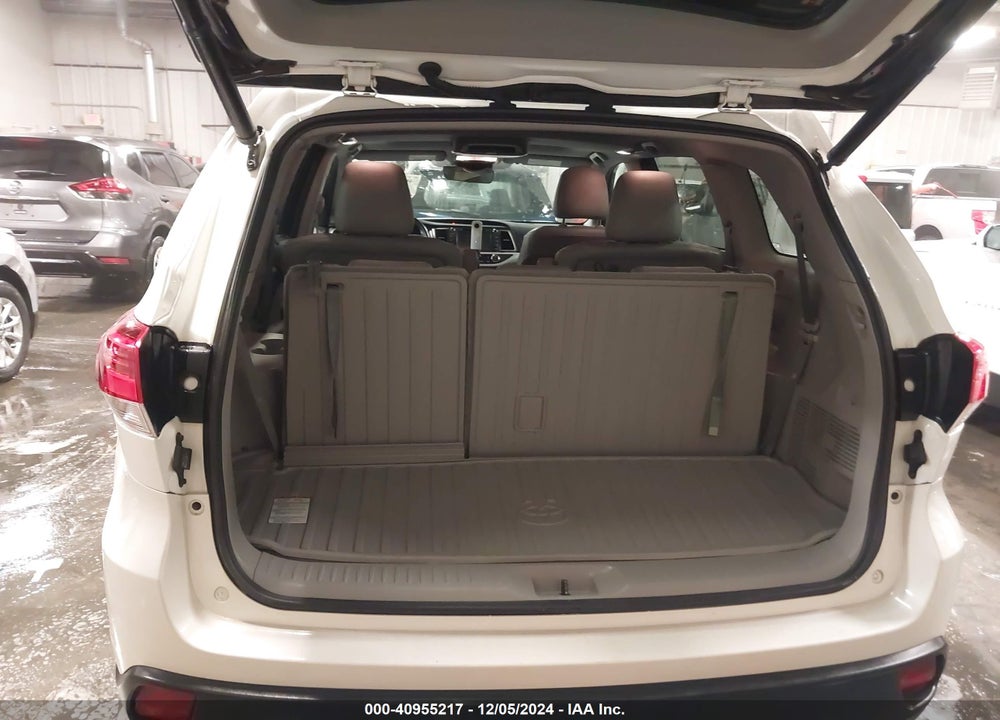 2017 TOYOTA HIGHLANDER XLE VIN: 5TDJZRFH0HS473935
