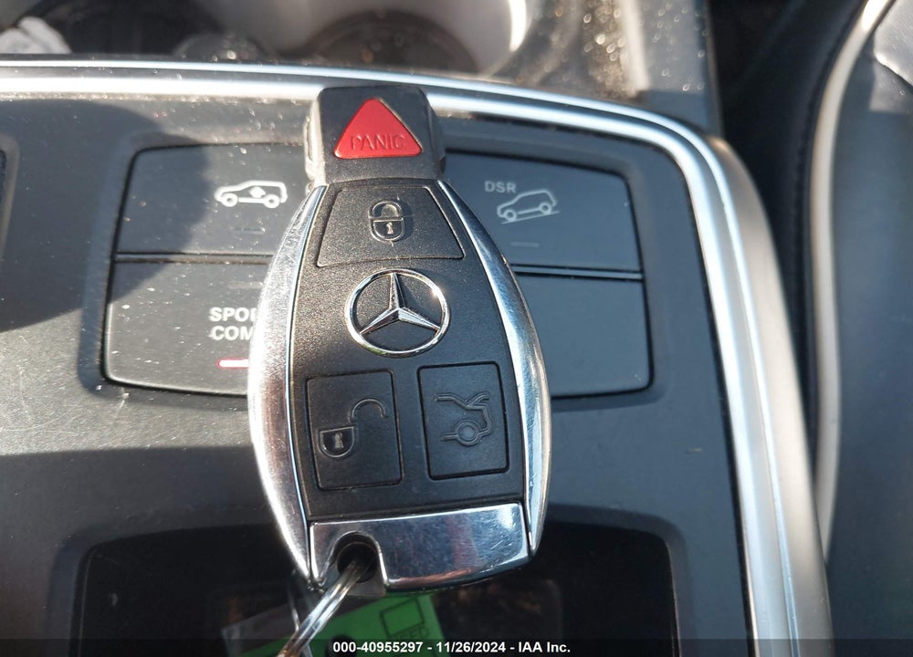 2015 MERCEDES-BENZ GL 550 4MATIC VIN: 4JGDF7DE3FA466339