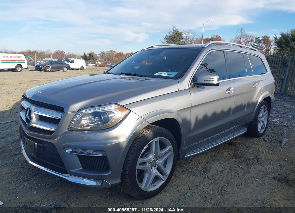 2015 MERCEDES-BENZ GL 550 4MATIC VIN: 4JGDF7DE3FA466339