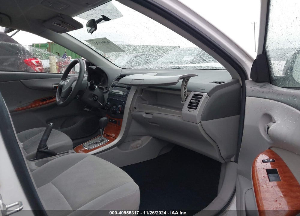 2009 TOYOTA COROLLA XLE VIN: 2T1BU40EX9C128457