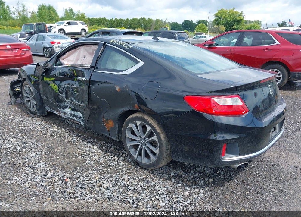 2015 HONDA ACCORD VIN: 1HGCT2A86FA008211