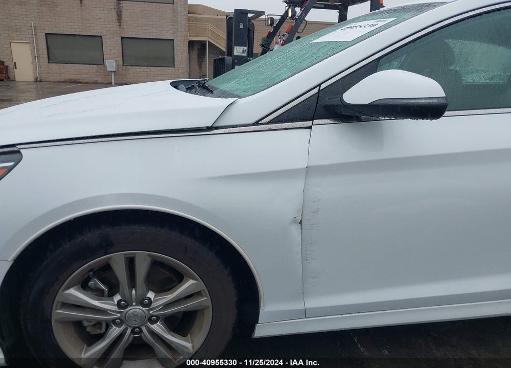2018 HYUNDAI SONATA VIN: 5NPE34AF4JH651871