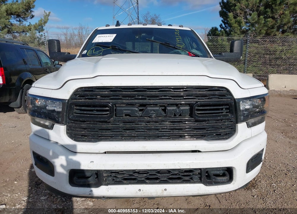 2022 RAM 3500 VIN: 3C63RRRLXNG153306