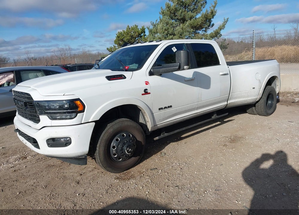 2022 RAM 3500 VIN: 3C63RRRLXNG153306