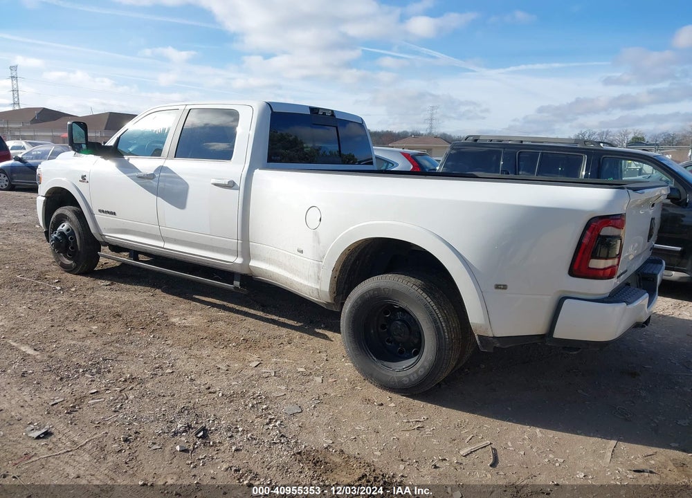 2022 RAM 3500 VIN: 3C63RRRLXNG153306