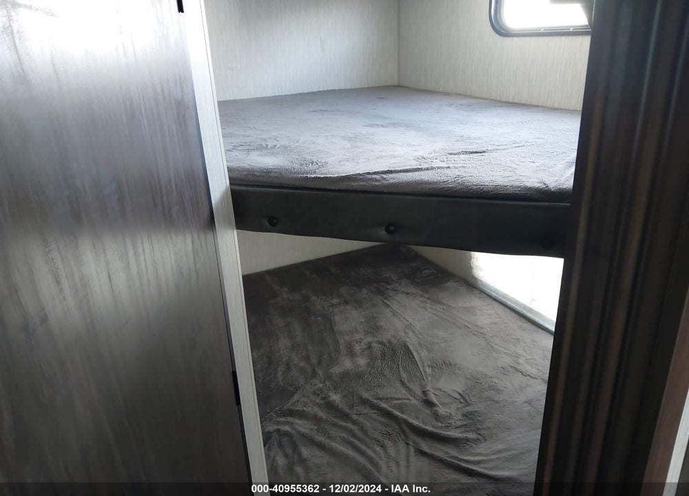 2021 FOREST RIVER CHEROKEE TRAVEL TRAILER VIN: 4X4TCKC28MX147851