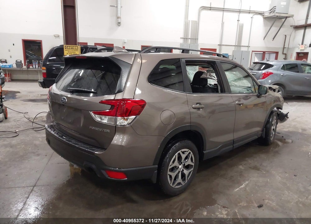 2023 SUBARU FORESTER PREMIUM VIN: JF2SKAEC1PH547190