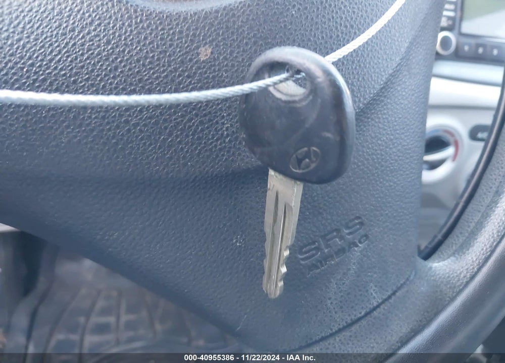 2011 HYUNDAI ACCENT GLS VIN: KMHCN4AC1BU613217