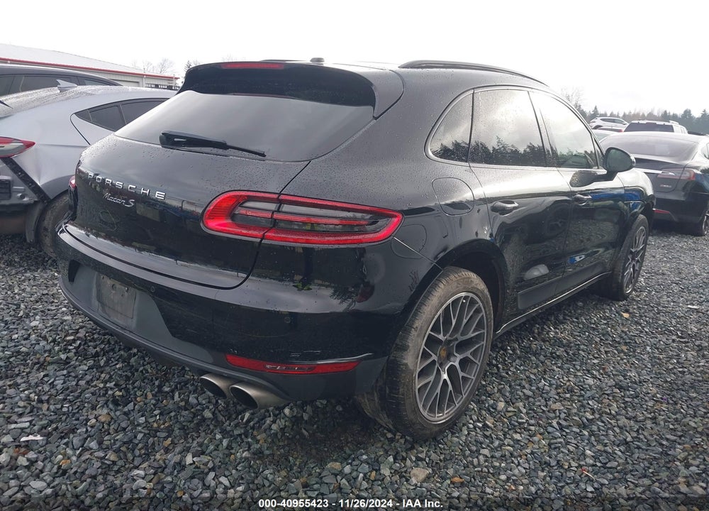 2017 PORSCHE MACAN S VIN: WP1AB2A5XHLB16951