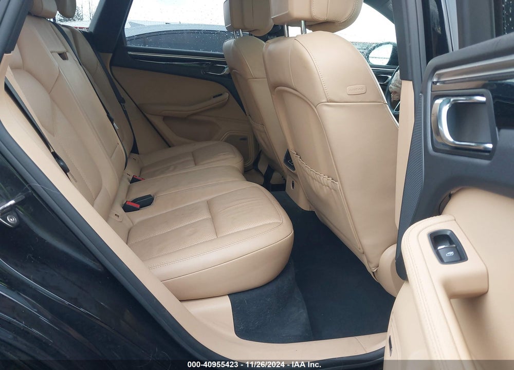 2017 PORSCHE MACAN S VIN: WP1AB2A5XHLB16951