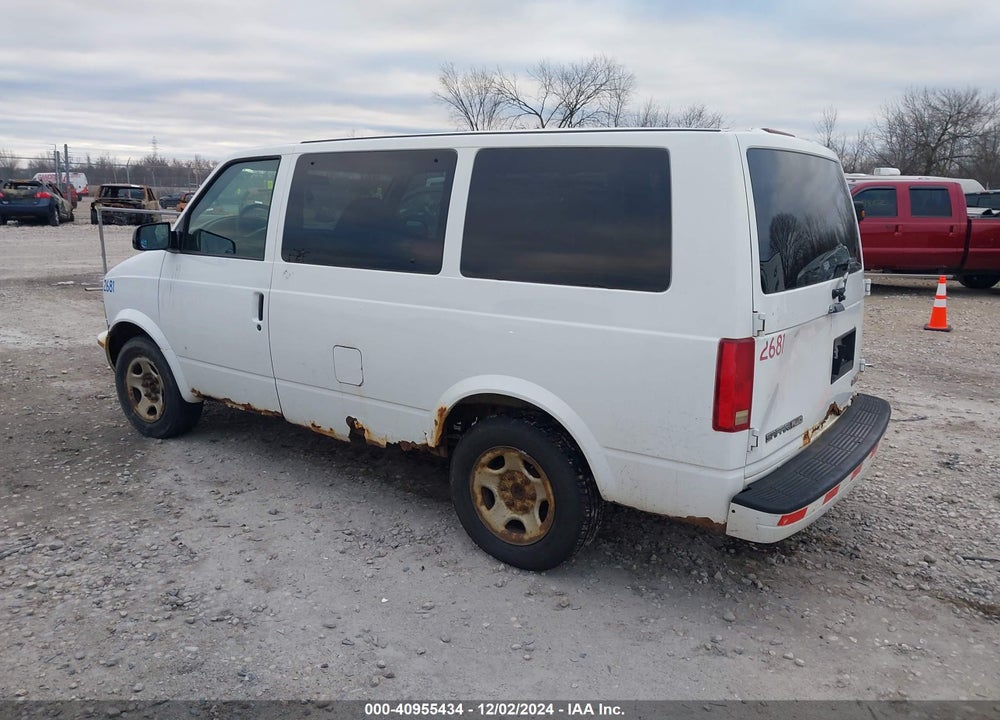 2003 GMC SAFARI SLE VIN: 1GKEL19X03B515208