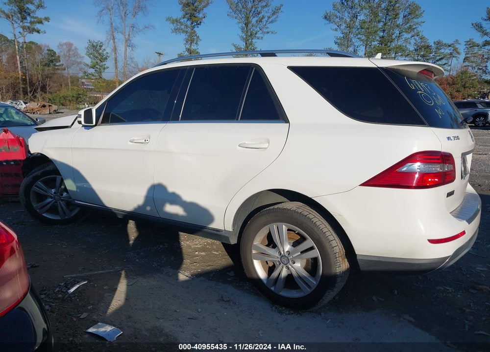 2015 MERCEDES-BENZ ML 350 4MATIC VIN: 4JGDA5HB5FA617183