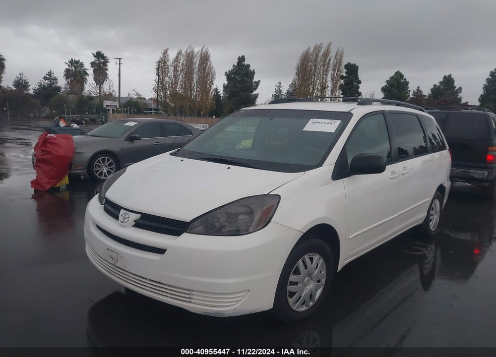 2004 TOYOTA SIENNA LE VIN: 5TDZA23C44S104029