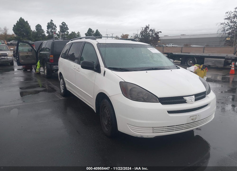 2004 TOYOTA SIENNA LE VIN: 5TDZA23C44S104029