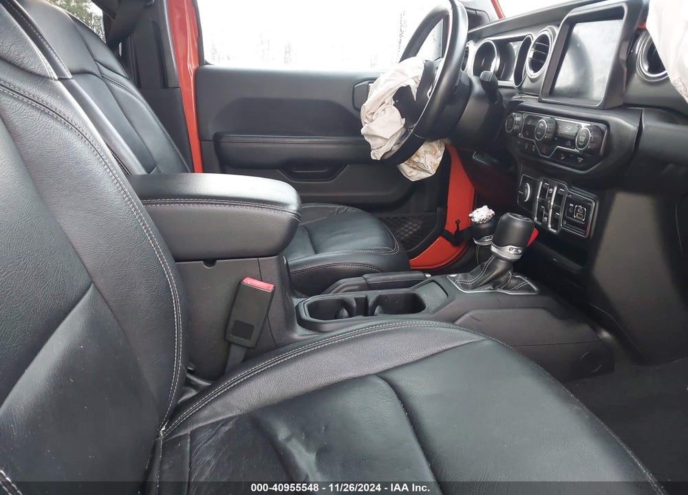 2020 JEEP WRANGLER UNLIMITED SAHARA VIN: 1C4HJXEN8LW231131