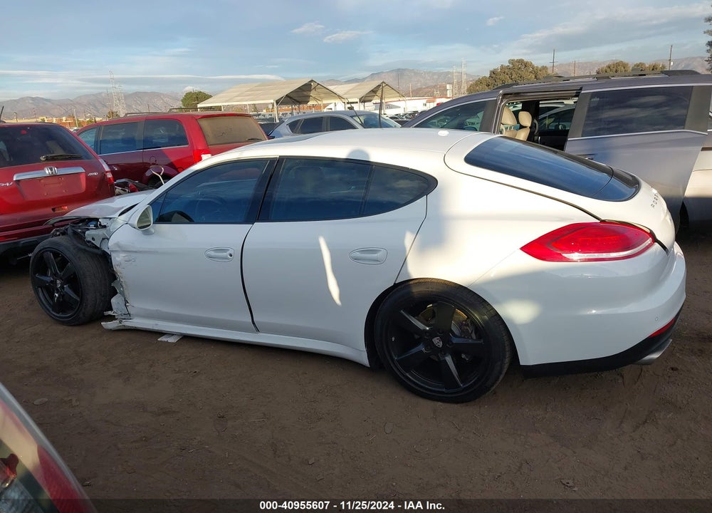 2014 PORSCHE PANAMERA 4 VIN: WP0AA2A75EL015446