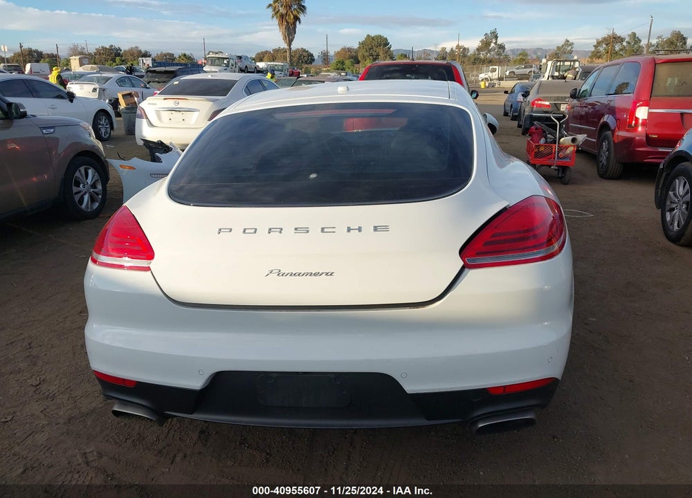 2014 PORSCHE PANAMERA 4 VIN: WP0AA2A75EL015446