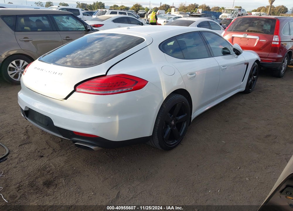 2014 PORSCHE PANAMERA 4 VIN: WP0AA2A75EL015446