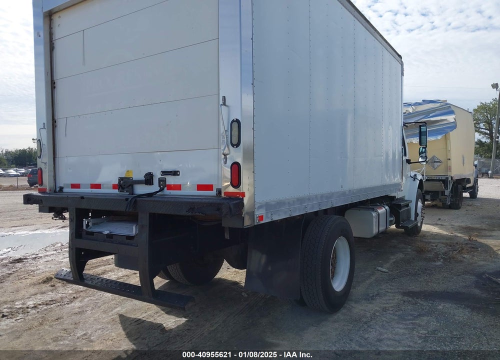 2013 FREIGHTLINER M2 106 MEDIUM DUTY VIN: 1FVACWDT1DHFH9657