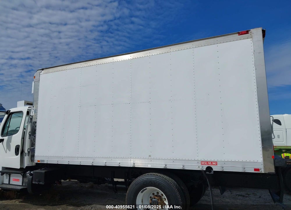 2013 FREIGHTLINER M2 106 MEDIUM DUTY VIN: 1FVACWDT1DHFH9657