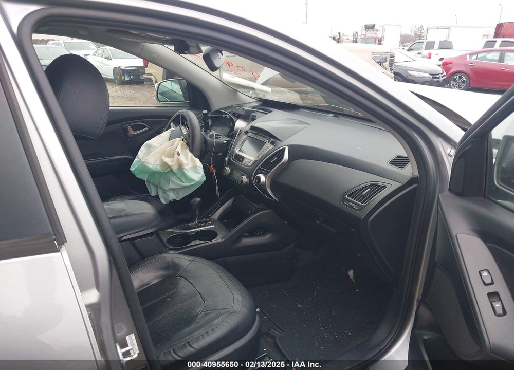 2011 HYUNDAI TUCSON LIMITED VIN: KM8JU3AC3BU310735