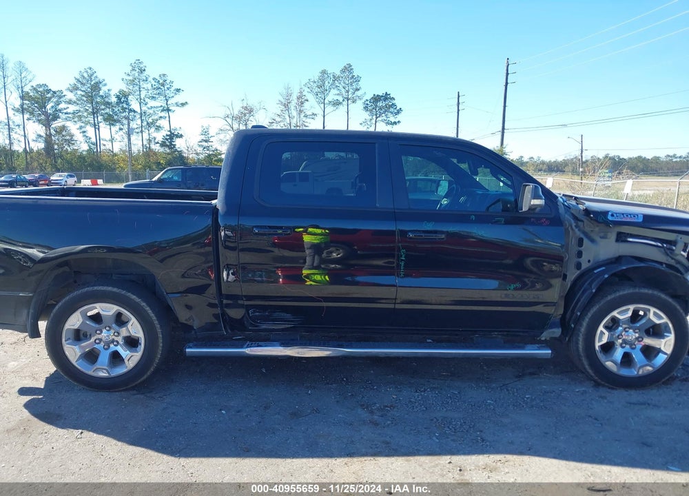 2022 RAM 1500 VIN: 1C6RREFM8NN408221