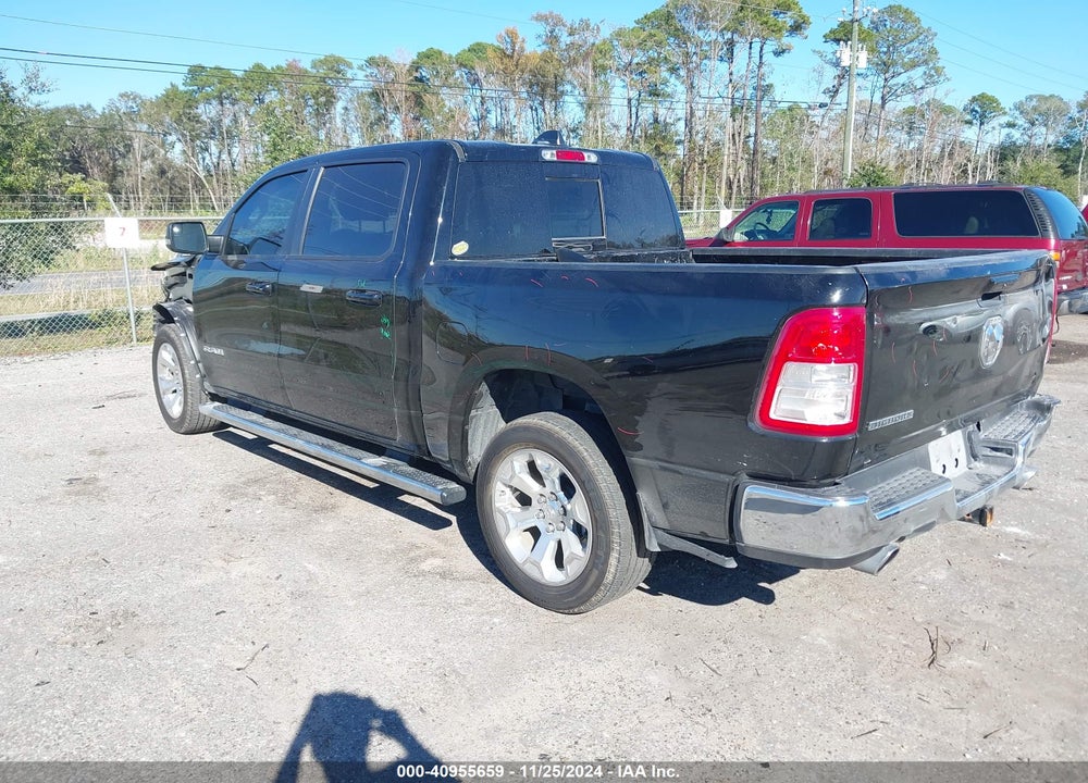2022 RAM 1500 VIN: 1C6RREFM8NN408221