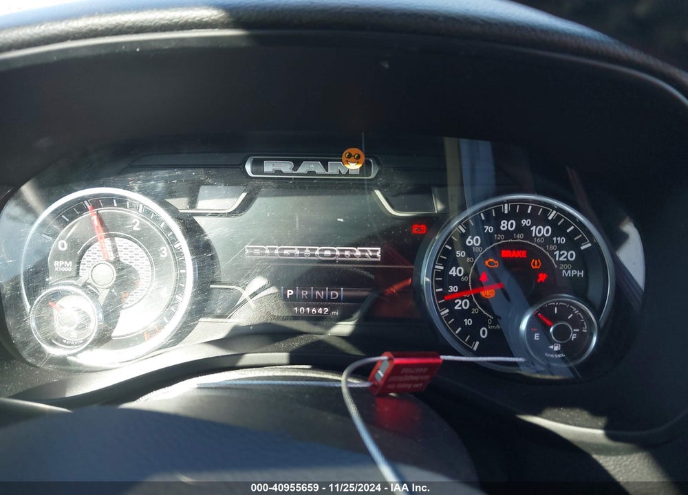2022 RAM 1500 VIN: 1C6RREFM8NN408221