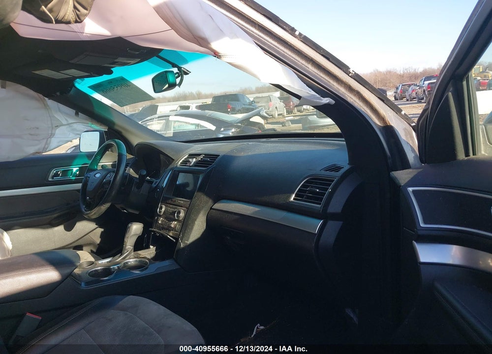 2017 FORD EXPLORER XLT VIN: 1FM5K7D85HGA21191