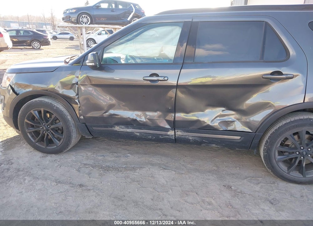 2017 FORD EXPLORER XLT VIN: 1FM5K7D85HGA21191