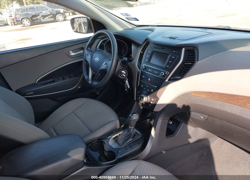 2018 HYUNDAI SANTA FE SPORT 2.4L VIN: 5NMZT3LB2JH063843