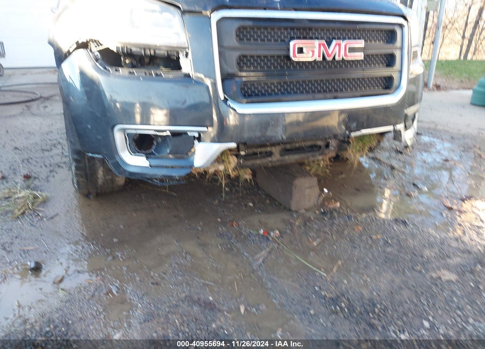 2013 GMC ACADIA SLE VIN: 1GKKRPKD4DJ233827