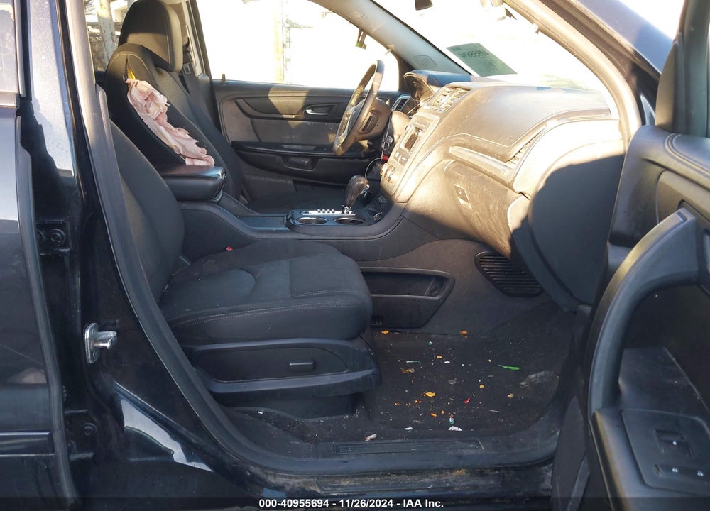 2013 GMC ACADIA SLE VIN: 1GKKRPKD4DJ233827