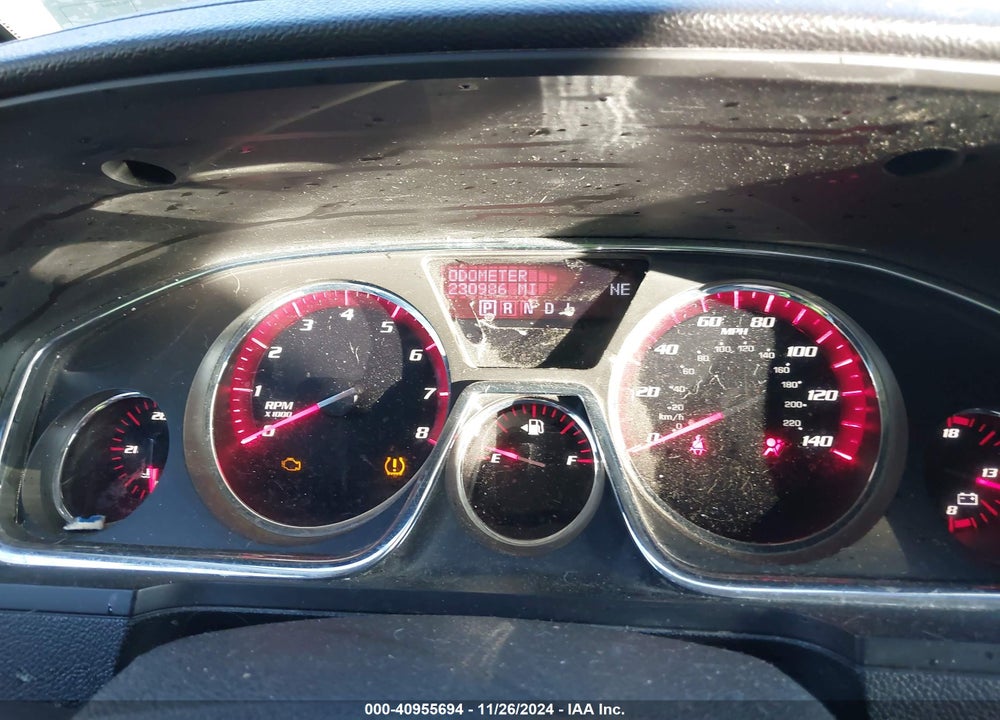 2013 GMC ACADIA SLE VIN: 1GKKRPKD4DJ233827