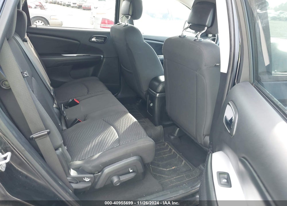 2018 DODGE JOURNEY SE VIN: 3C4PDCABXJT445662
