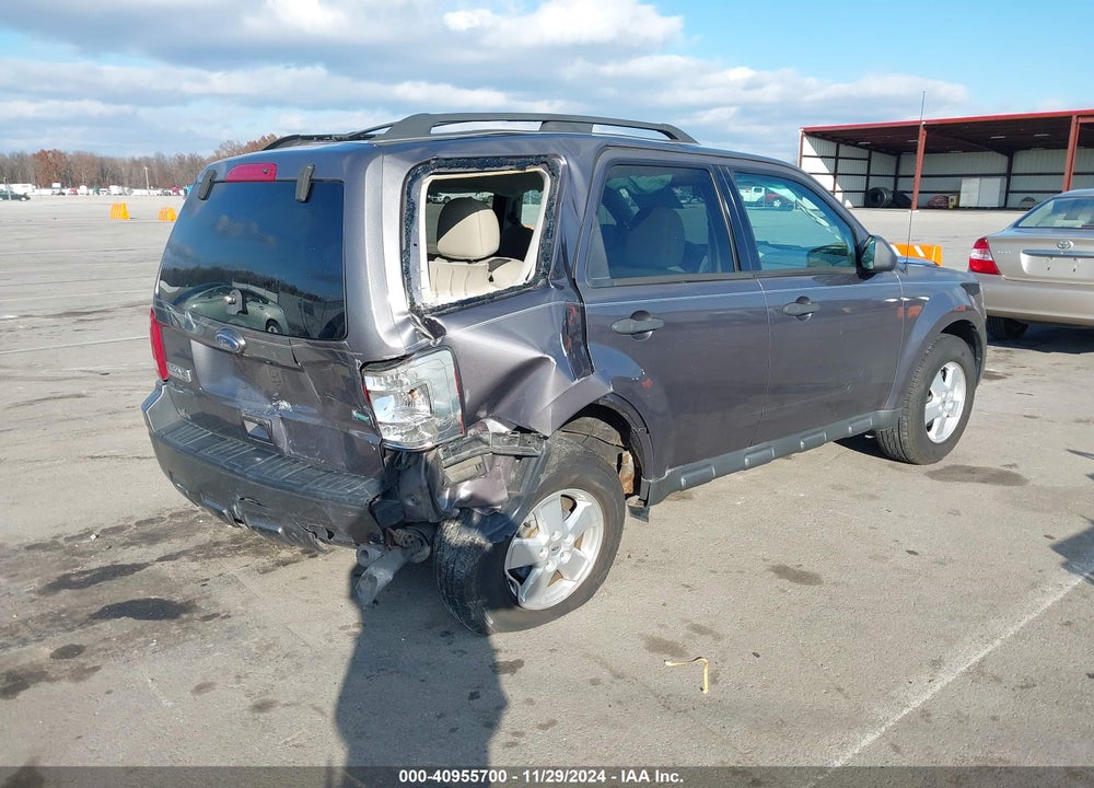 2010 FORD ESCAPE XLT VIN: 1FMCU9DG2AKB88387