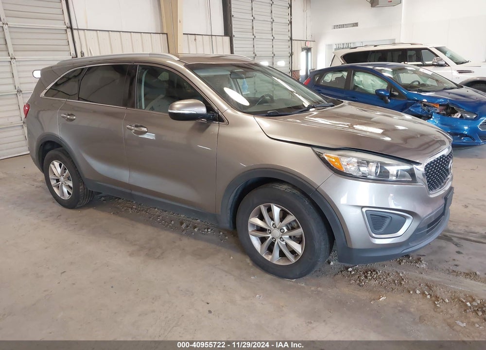 2016 KIA SORENTO 2.4L LX VIN: 5XYPGDA33GG047246