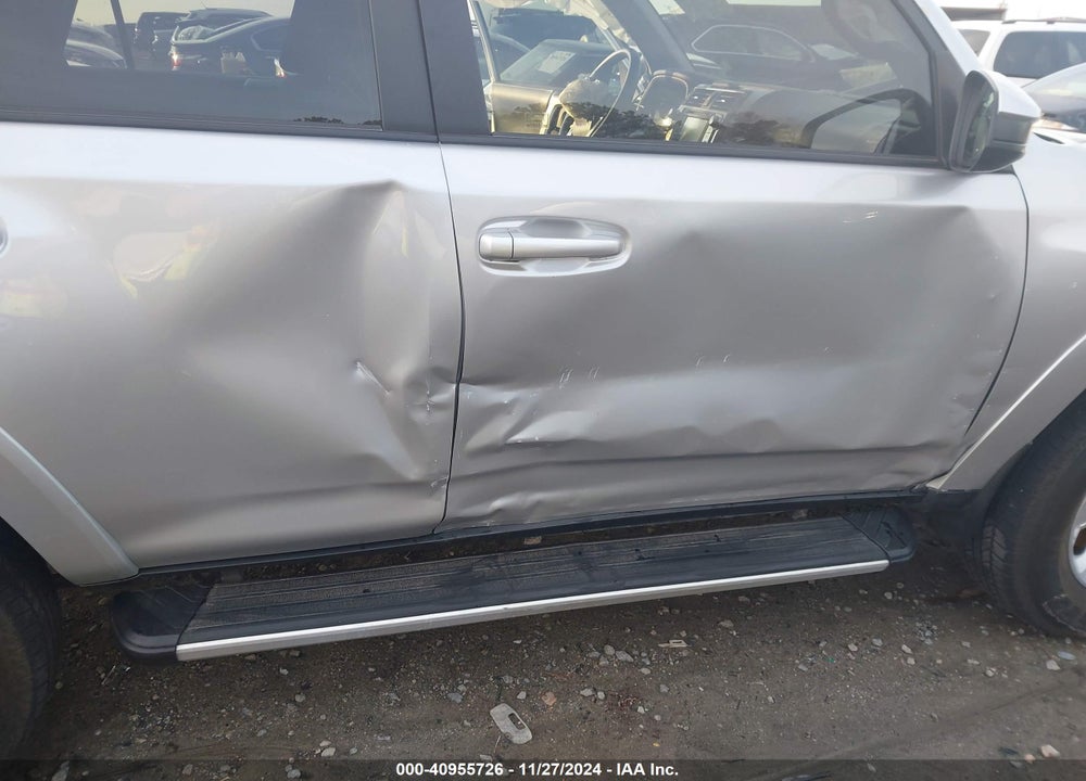 2018 TOYOTA 4RUNNER SR5 VIN: JTEBU5JR1J5526225