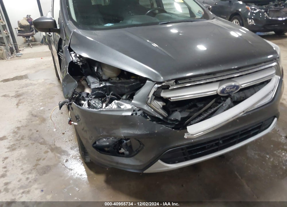 2018 FORD ESCAPE SEL VIN: 1FMCU9HD0JUC46081