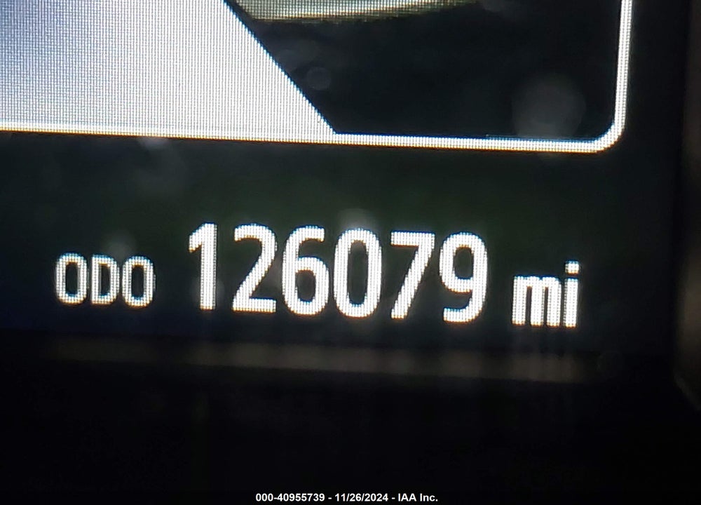 2015 TOYOTA CAMRY SE VIN: 4T1BF1FK5FU056082