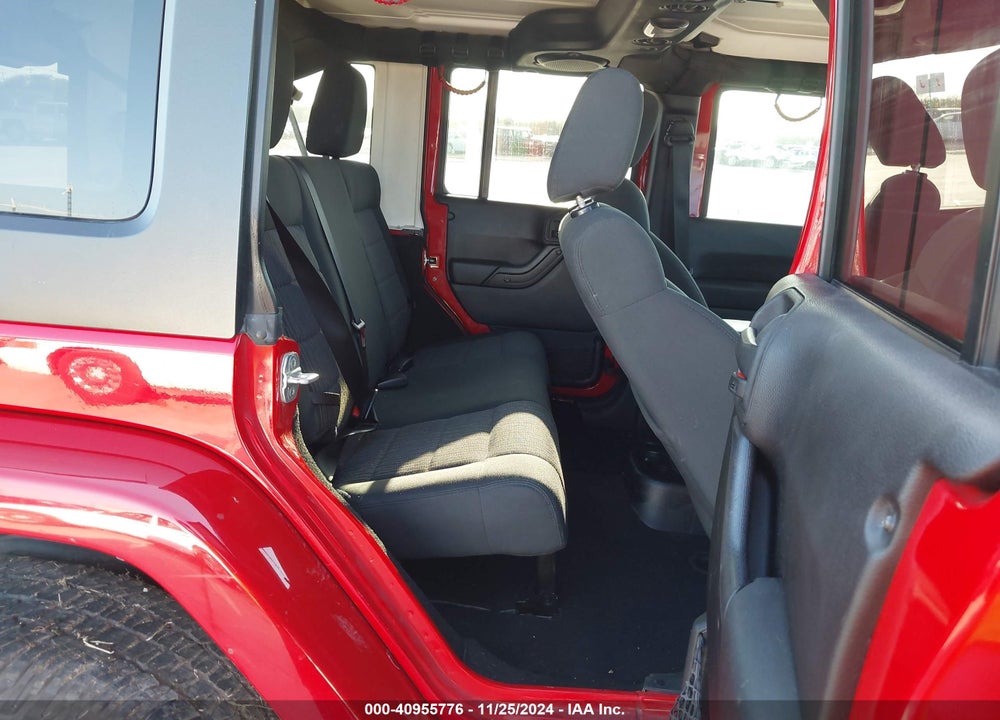 2012 JEEP WRANGLER UNLIMITED SAHARA VIN: 1C4BJWEG7CL190798