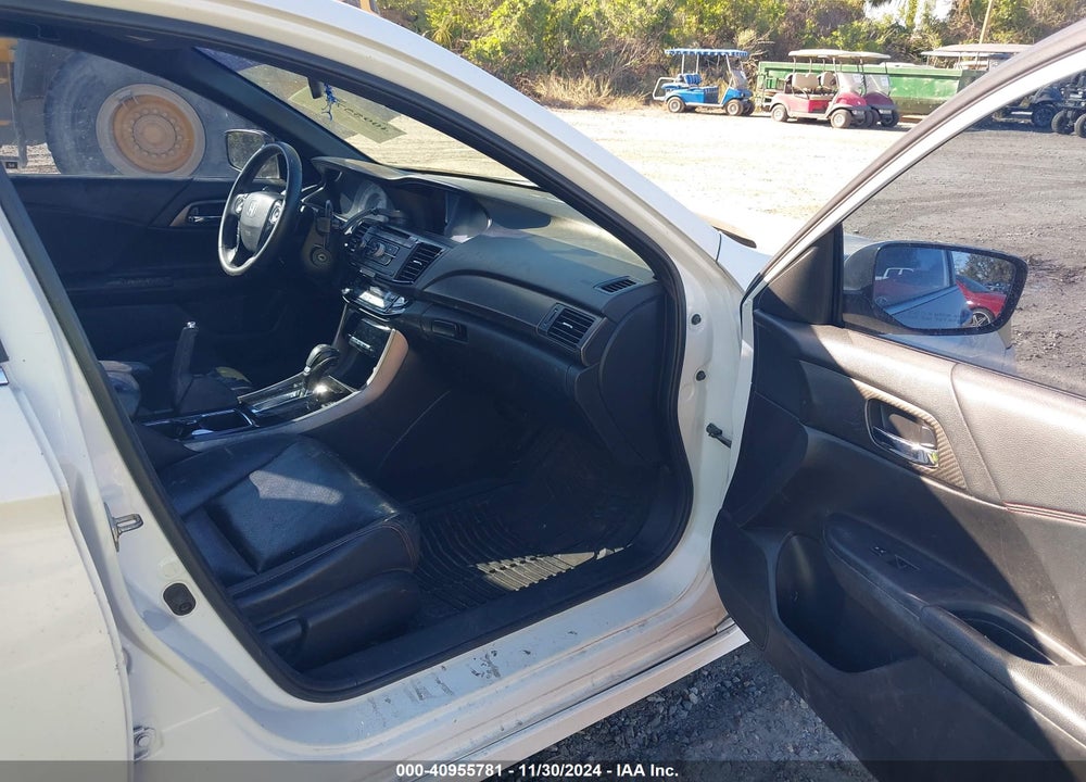 2017 HONDA ACCORD VIN: 1HGCR2F11HA189831