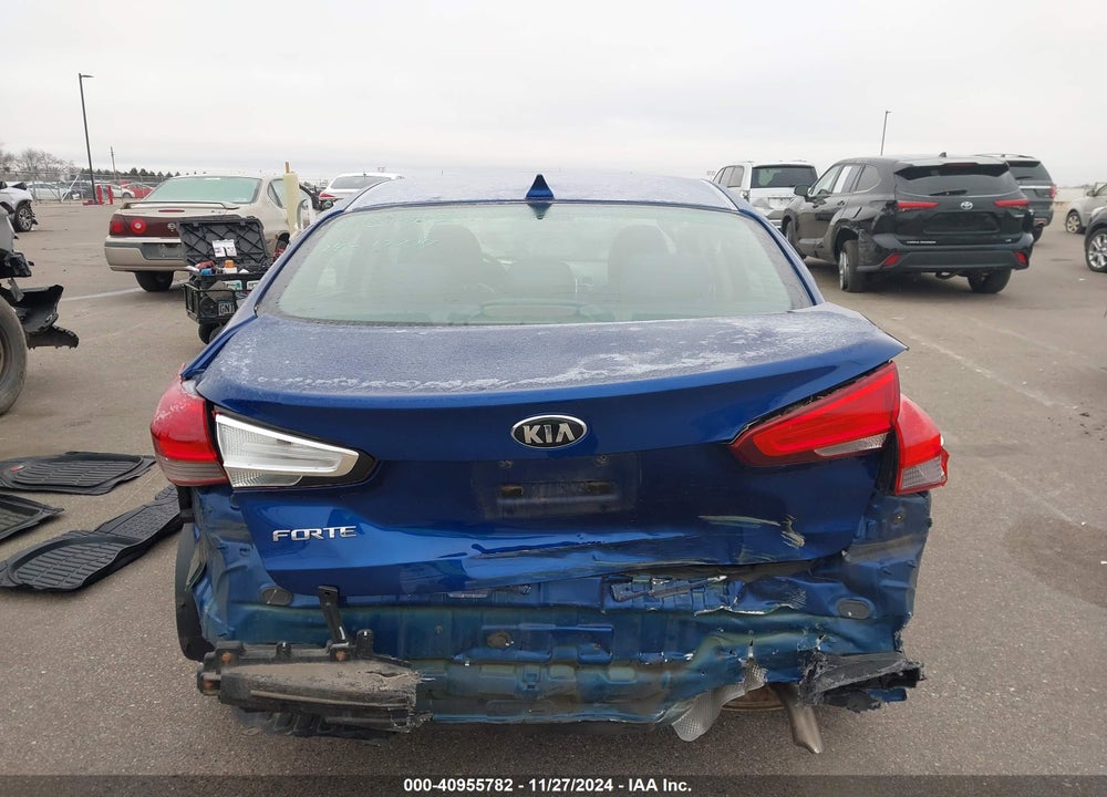 2018 KIA FORTE VIN: 3KPFL4A73JE247414