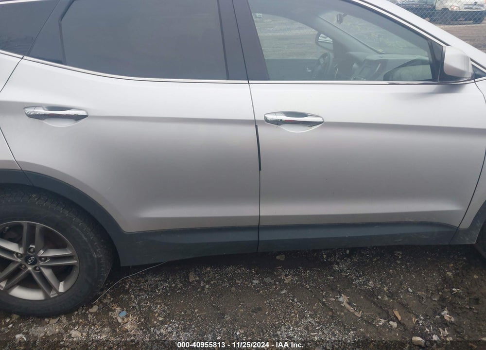 2017 HYUNDAI SANTA FE SPORT 2.4L VIN: 5XYZTDLB3HG480284