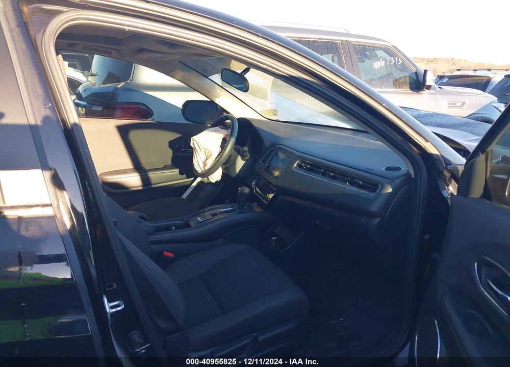2022 HONDA HR-V 2WD EX VIN: 3CZRU5H52NM742763