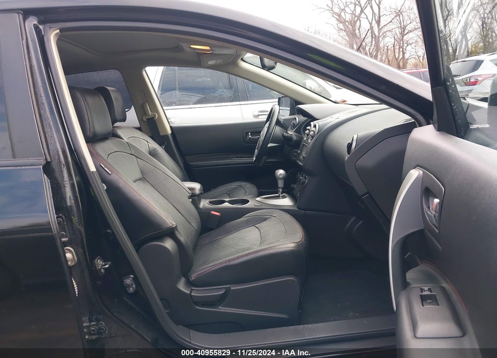 2013 NISSAN ROGUE SV W/SL PKG VIN: JN8AS5MV0DW643408