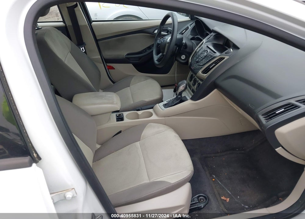 2012 FORD FOCUS SE VIN: 1FAHP3K2XCL231088