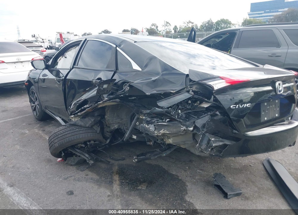 2017 HONDA CIVIC VIN: 2HGFC2F55HH576840